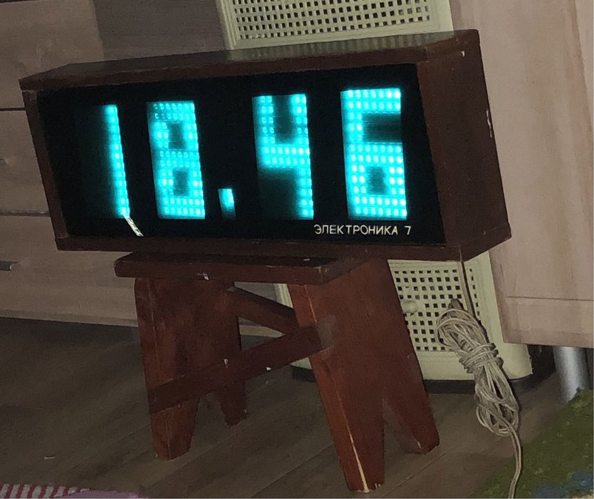Советские Електроные Часы 1984 г. со Школьного Спортзала Електроника-7