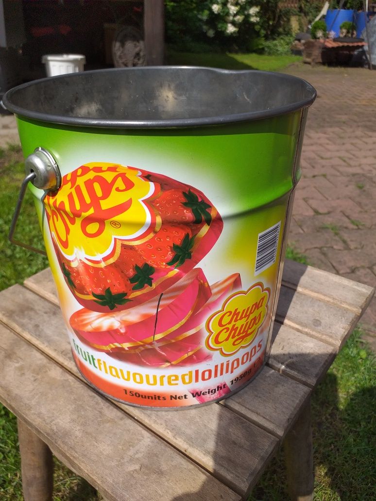Puszki po chupa chups