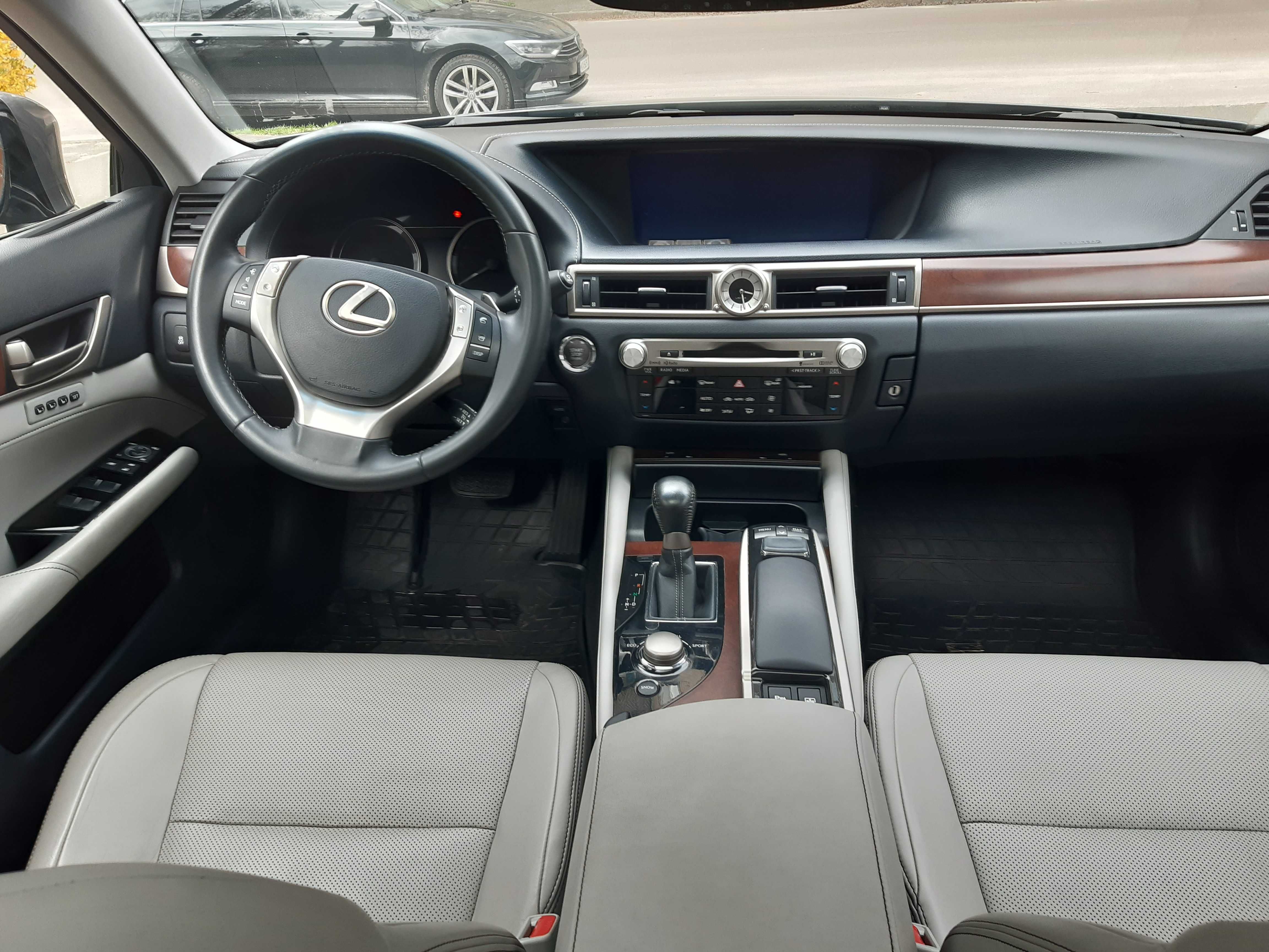 продам отличный Lexus Gs   2015 Gray 3.5L