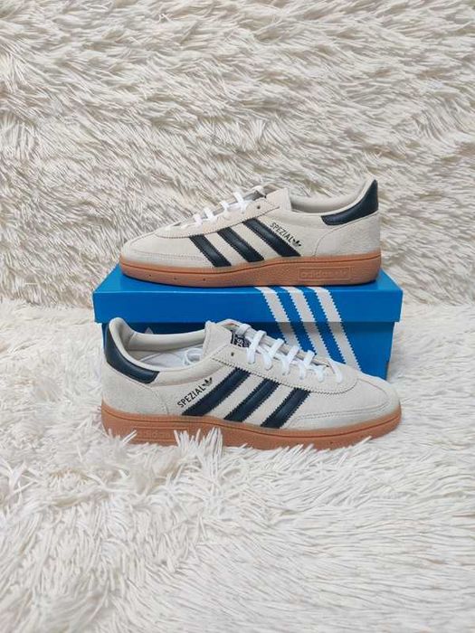 Buty damskie Trampk adidas_Handball_Spezial Aluminum R.40.5