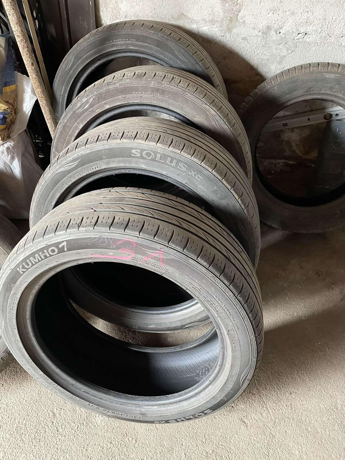 Продам шини 235/45 R18