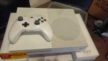 1053/N/25 konsola xbox one 500gb