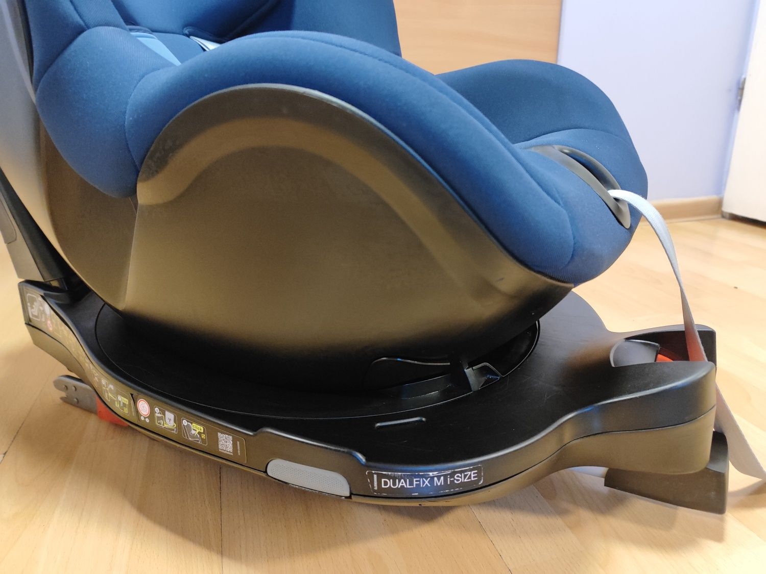 Fotelik samochodowy Britax Romer dualfix m i size