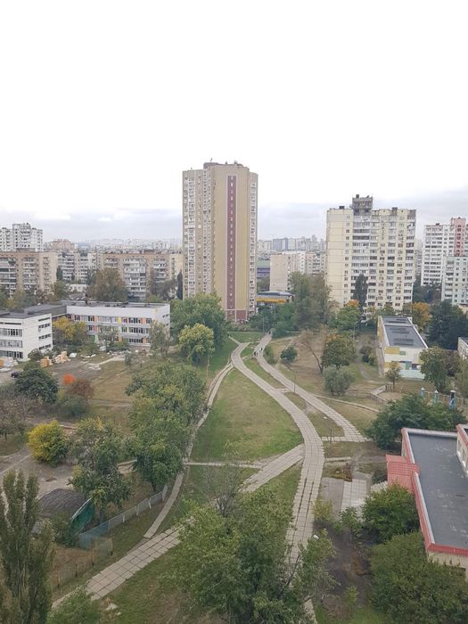 Оренда на Оболоні, Героїв Дніпра 38Д