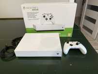 Xbox One S digital 500gb z 2 padami