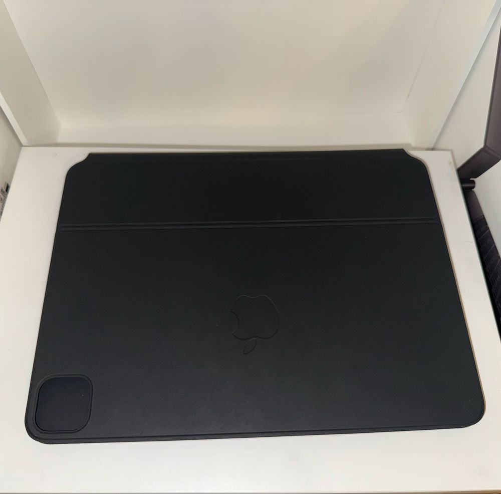 iPad Pro 11 4th 128GB М2+клавіатура+олівець