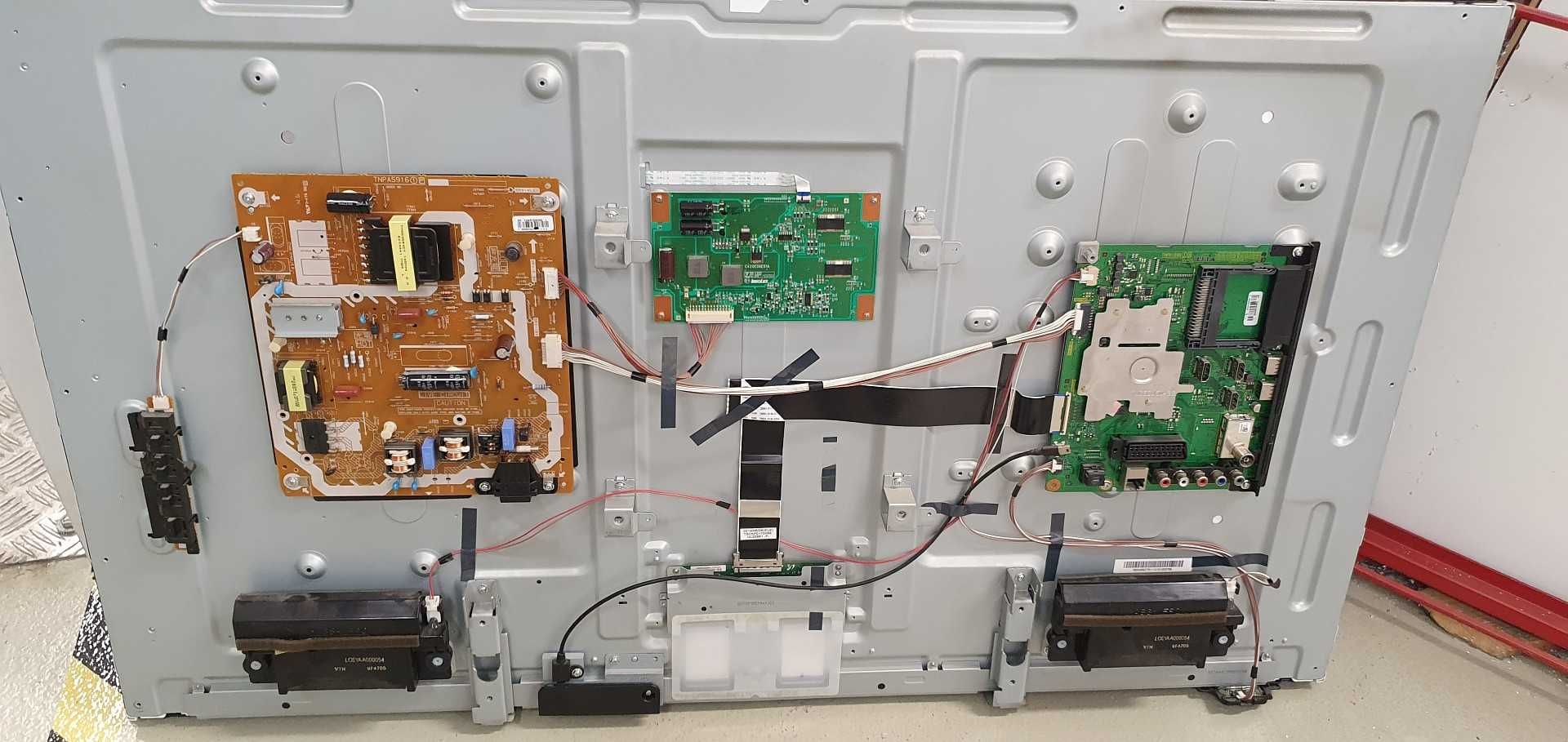 Telewizor Panasonic TX-42AS600E USZKODZONY na części
