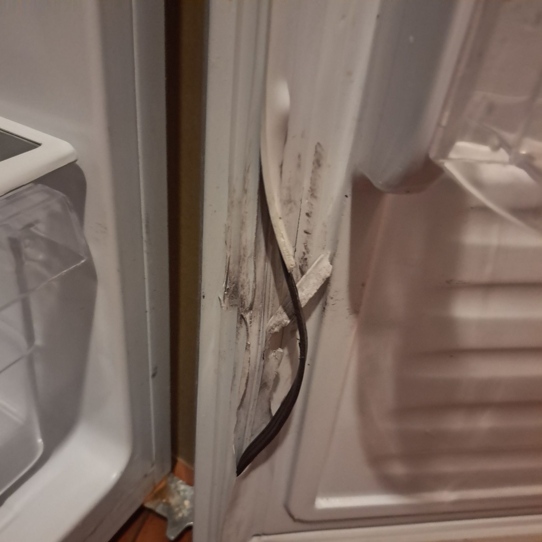 200€ Frigorífico Ariston Hotpoint