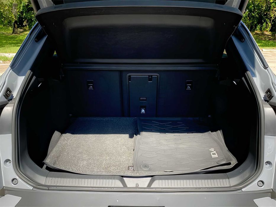 Volkswagen ID.4      2022