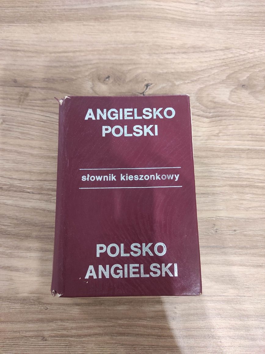 Sprzedam słownik polsko-angielski i angielsko-polski