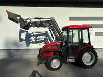 Traktor komunalno rolniczy Mahindra 2541 Ładowacz czołowy 4X4 Kabina