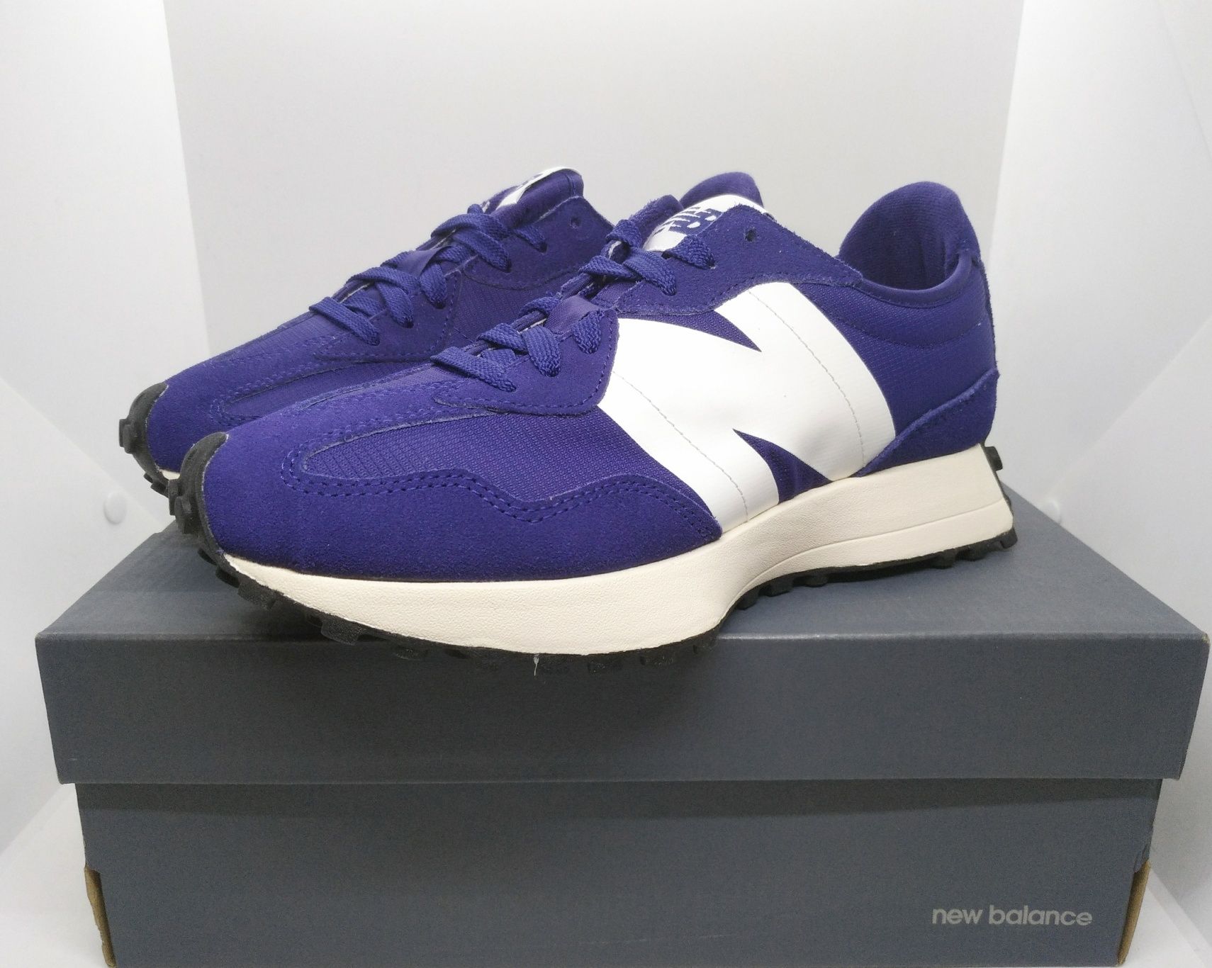 кожаные EU 40, 25см кроссовки New Balance 327 оригинал