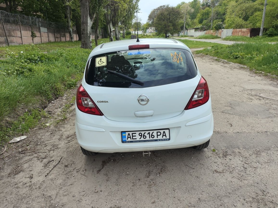 Opel corsa 1.2 lpg