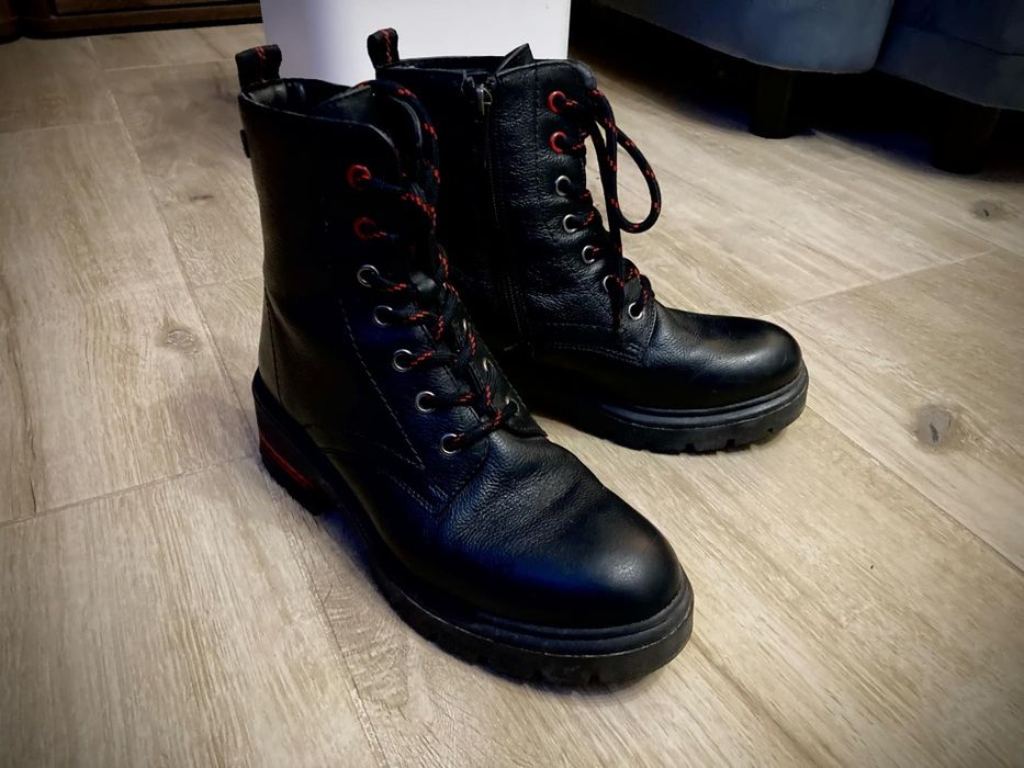 Trapery damskie Lasocki