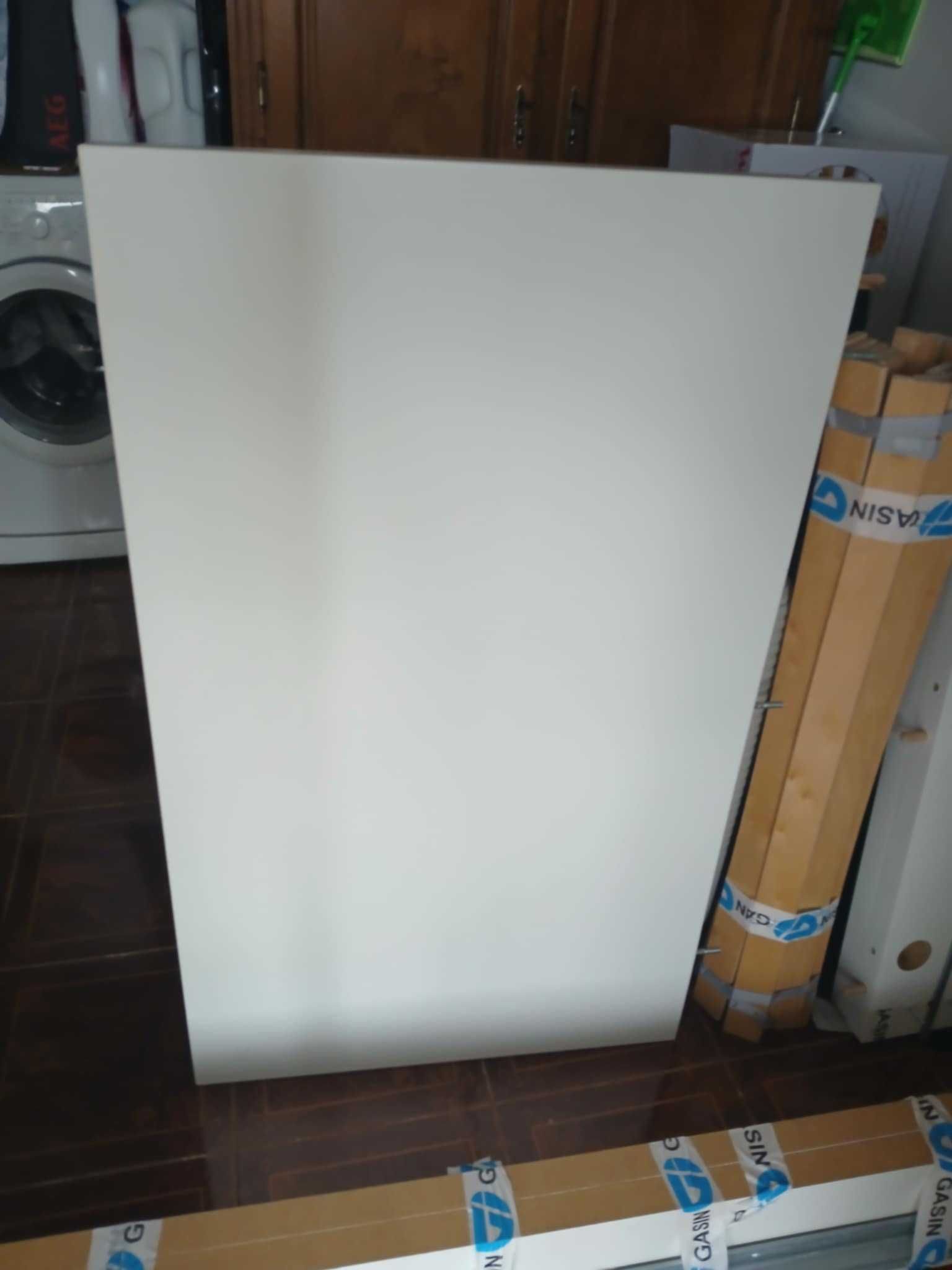 Cama MALM IKEA em bom estado