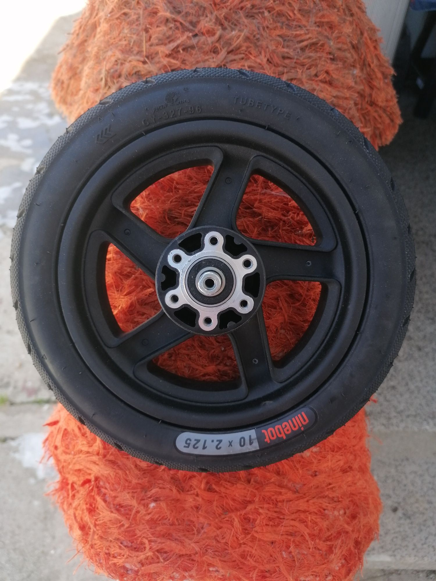 Roda de trotinete ou scooter pequena