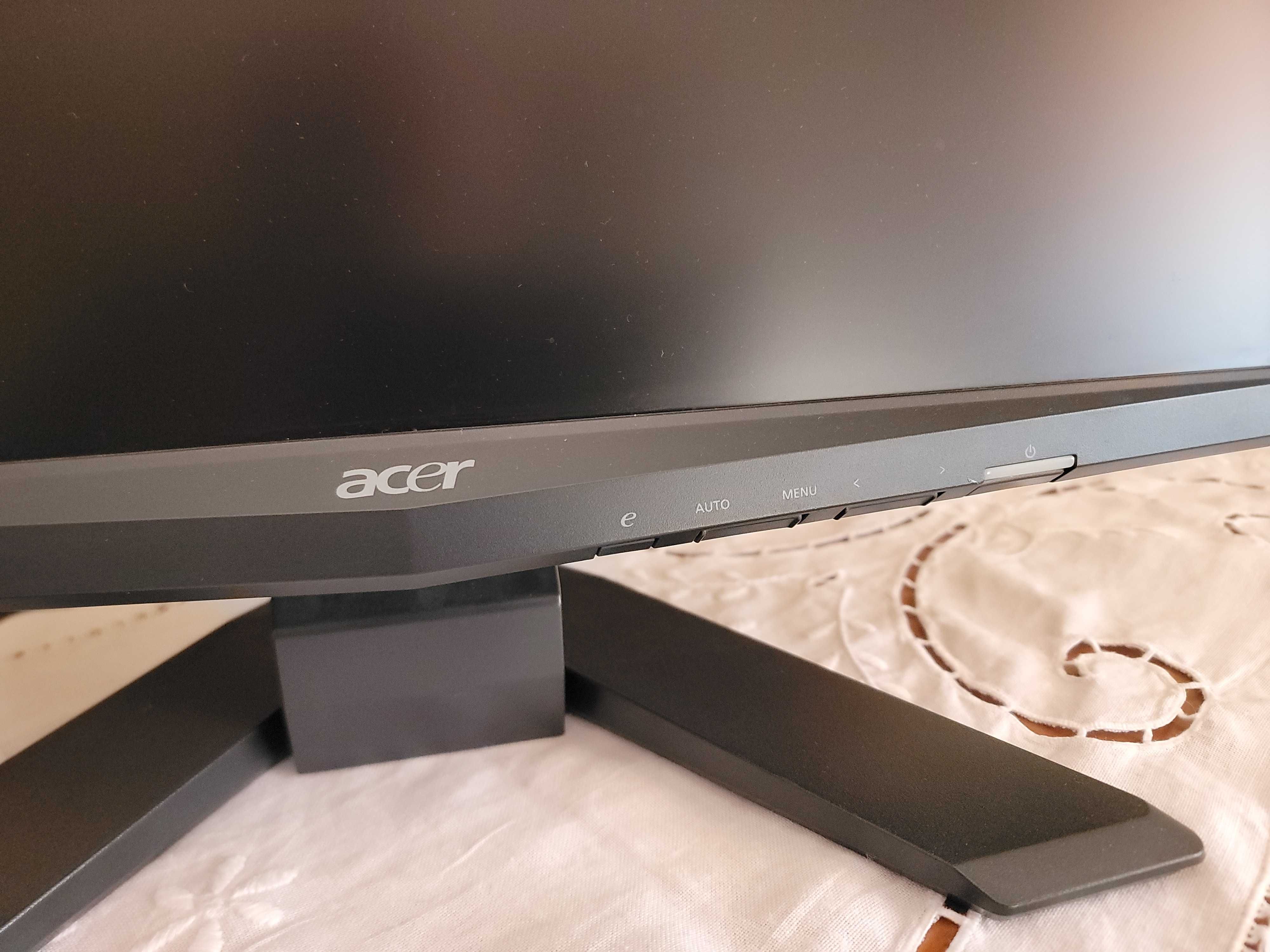 Monitor ACER X193HQL em excelente estado