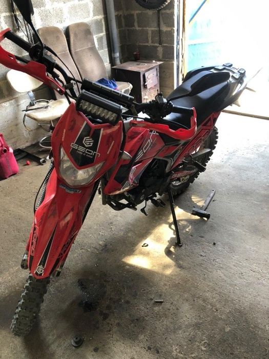 Продаєть моторка