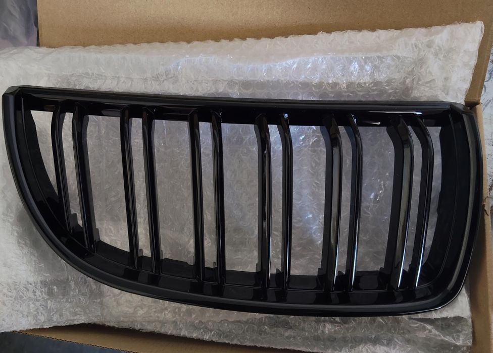 Grelhas frontal BMW E90 2005 até 2008