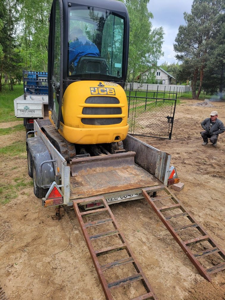 Przyczepka pod mini koparkę