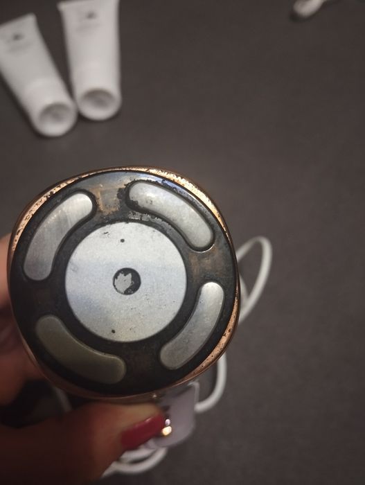 Массажёр для лица