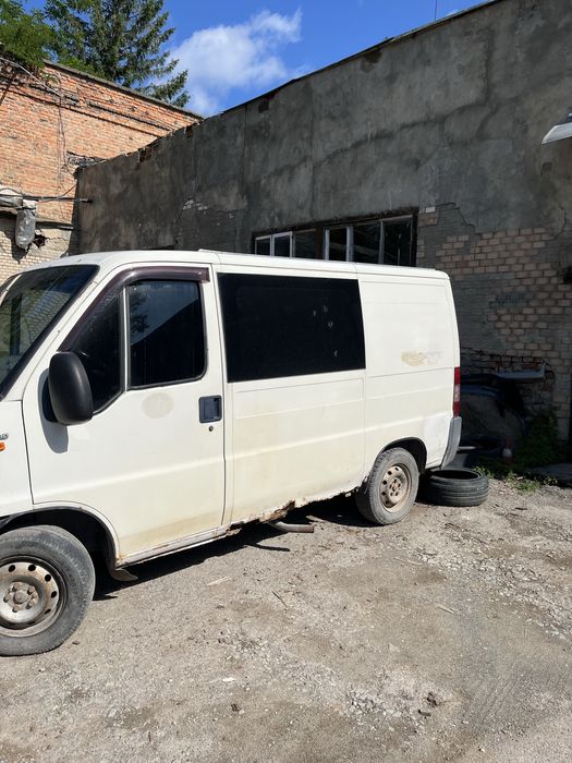 Автомобіль бус Fiat Ducato 1.9