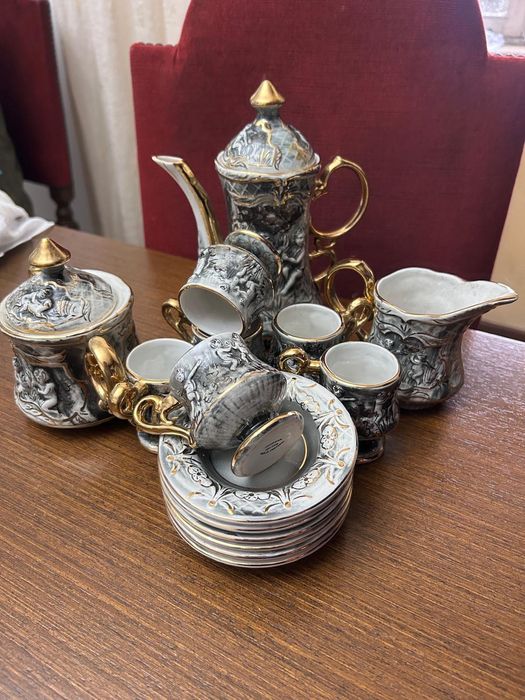 Conjunto de serviço de cafés