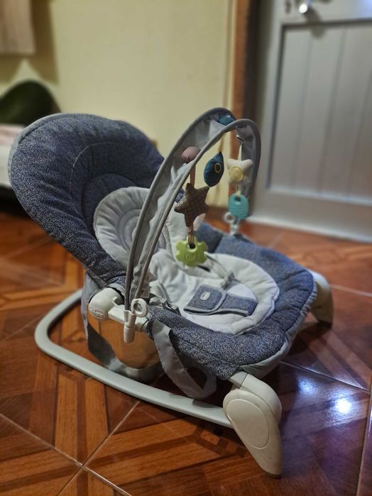 Espreguiçadeira de bebé