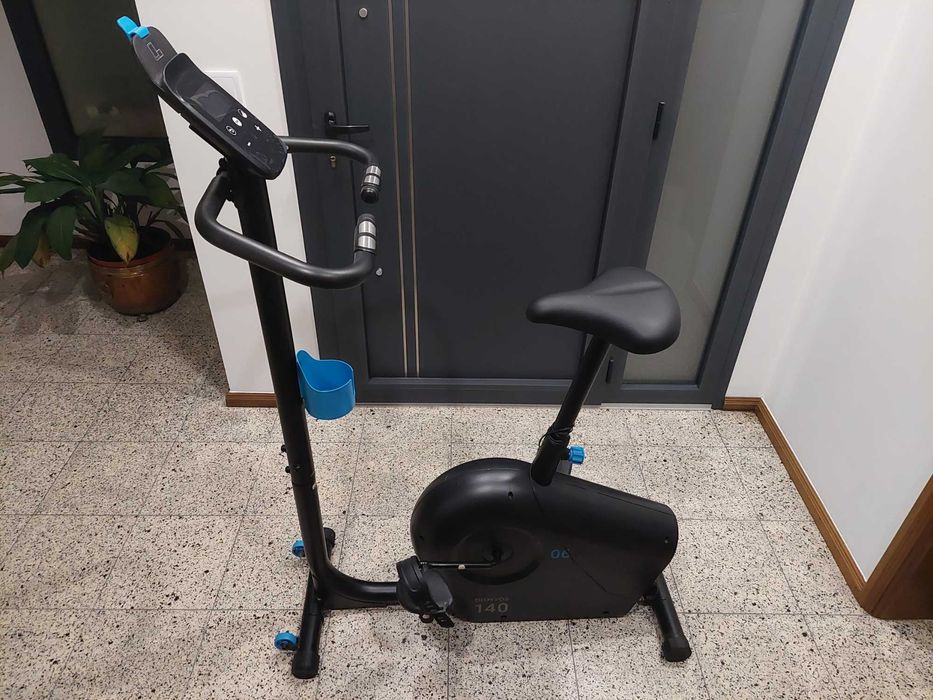 Domyos EB140 – Bicicleta Estática em Excelente Estado