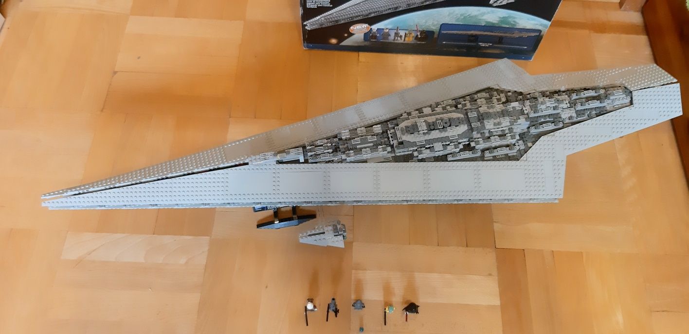 Lego Star Wars 10221 Super Star Destroyer figurki pudełko instrukcja