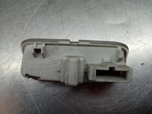 Luz interior VOLKSWAGEN Passat Variant (3B6)