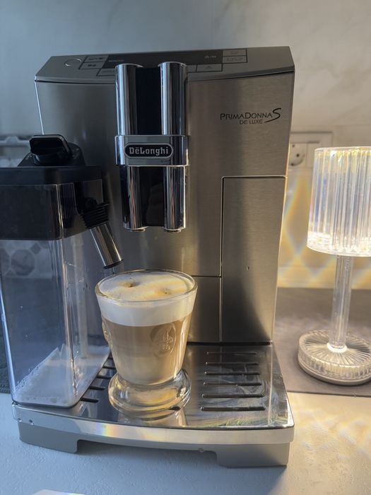 Кофемашини Delongi Prima Donna S