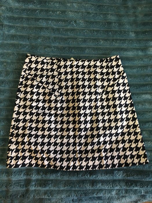 Жіноча спідниця