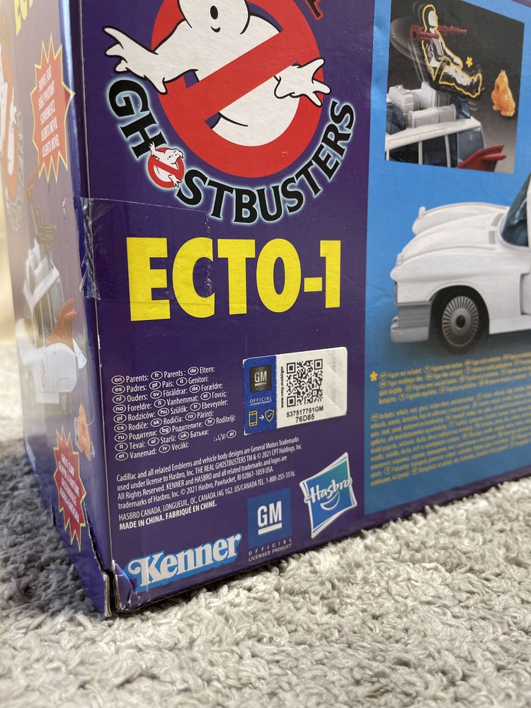 Hasbro The Real Ghostbusters Kenner Classics ECTO-1 pojazd