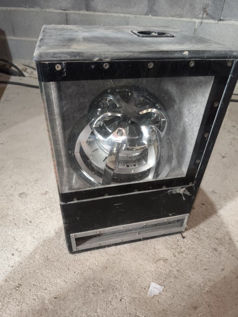 Vendo subwoofer hertz