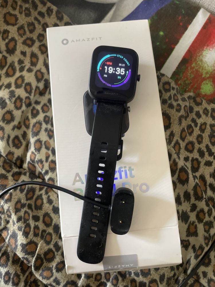 Продам смарт-годинник Amazfit Bip u Pro