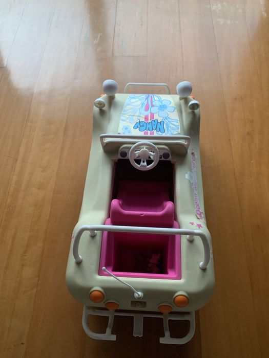 Carro da Nancy …………………………………..