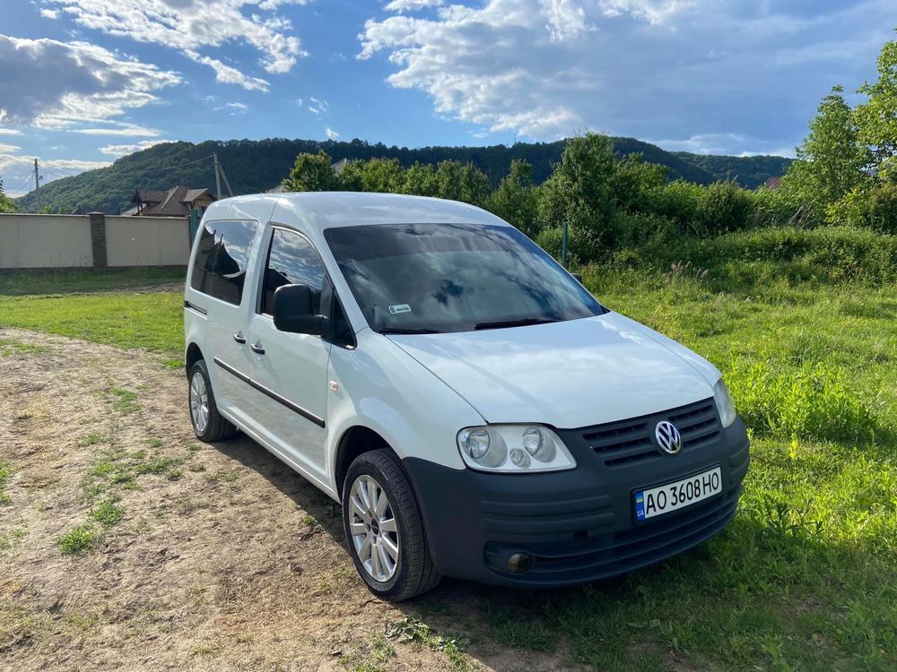 Volkswagen CADDY 1,8 2008 5500$