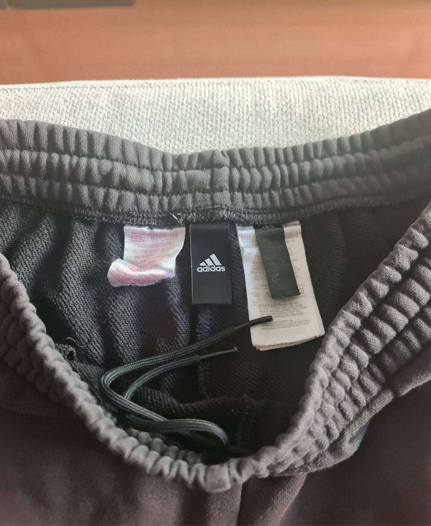 Calções Adidas Pretos