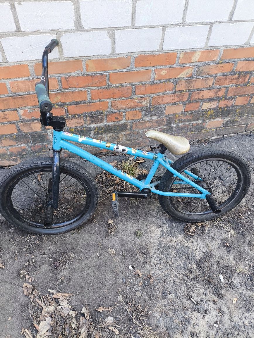 Трюковой велик BMX