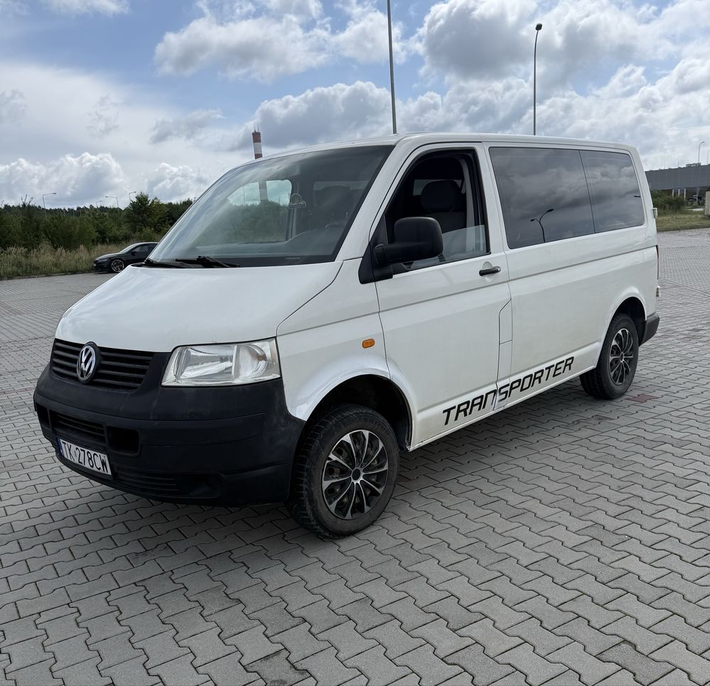 Volkswagen Transporter 1.9 tdi 9 osobowy