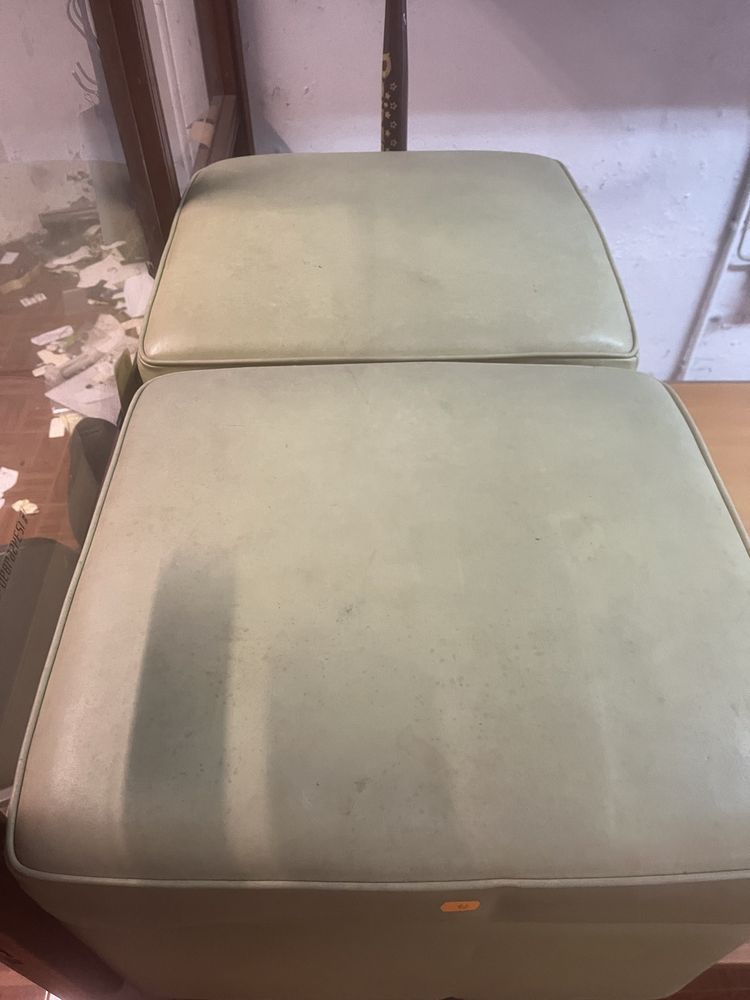 Sofa Pele genuina para Loja ou casa
