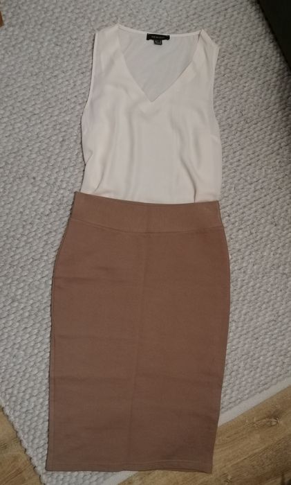 Nowa spódnica RESERVED z elastycznej dzianiny M-L idealna na jesień