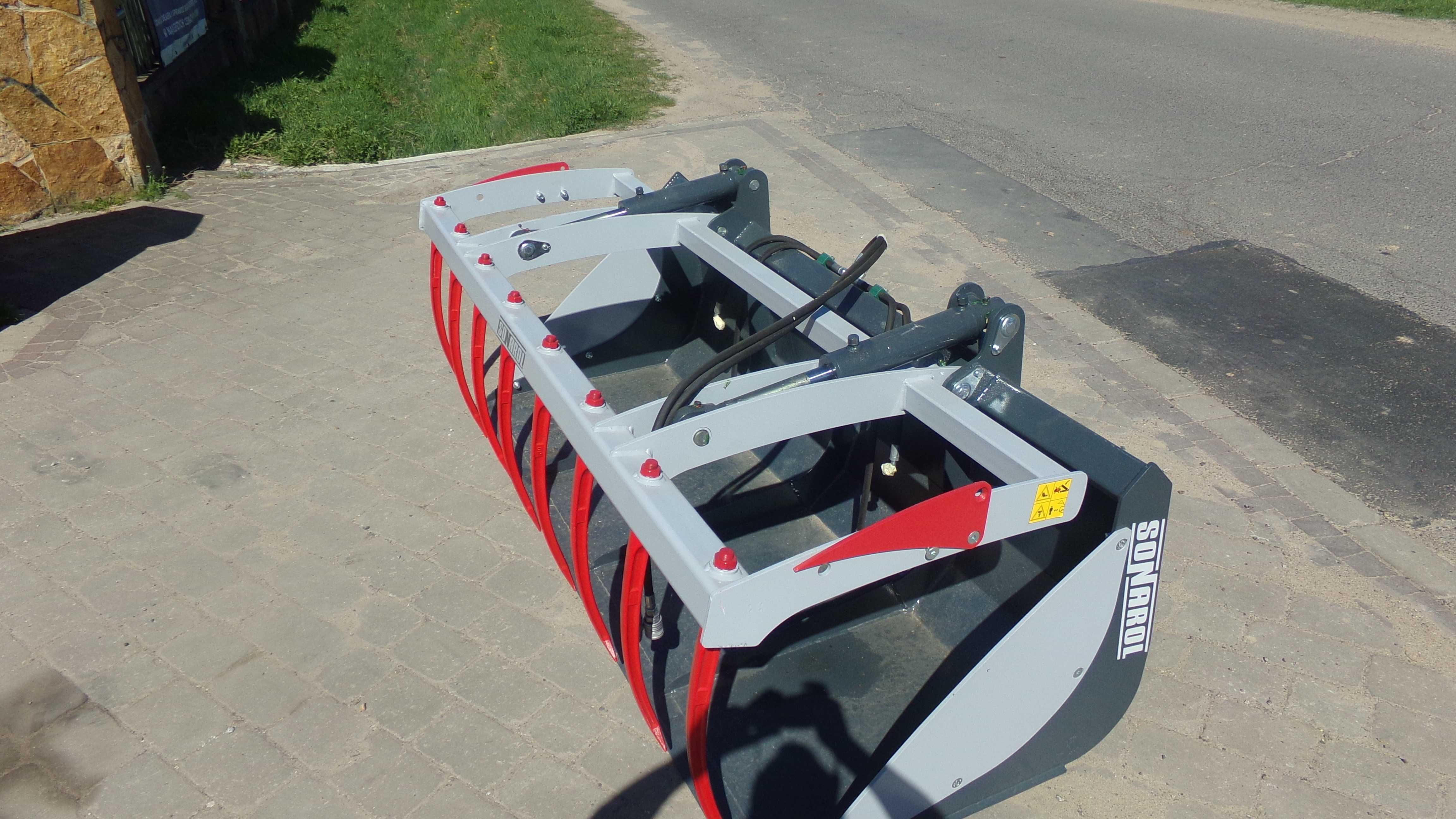 Chwytak Łycha krokodyl osprzęt Sonarol do ładowaczy czołowych !