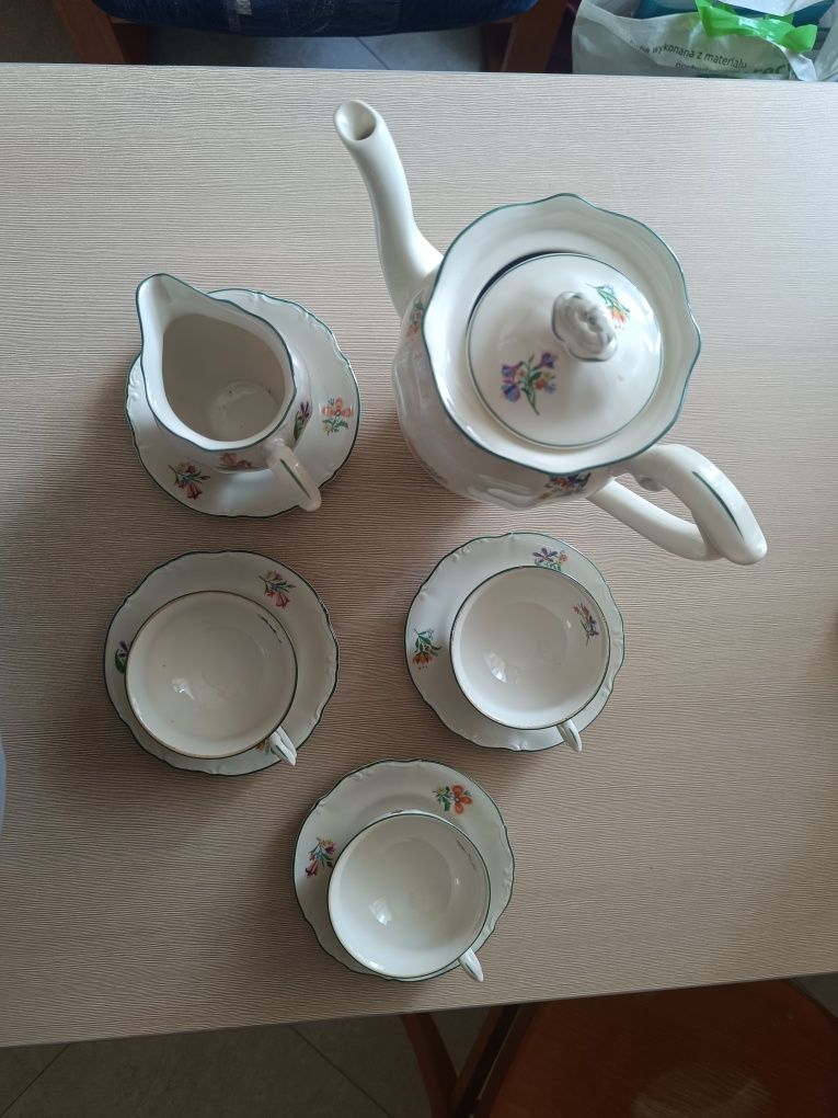Zestaw polskiej porcelany
