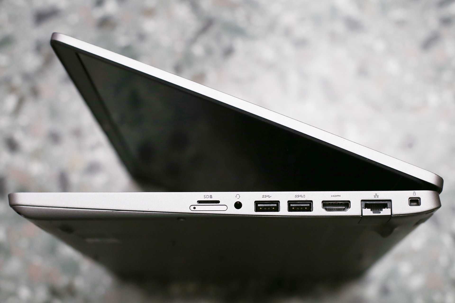 Потужний Dell Latitude 5510 15.6" i7-10610u/16Gb/256/FHD IPS