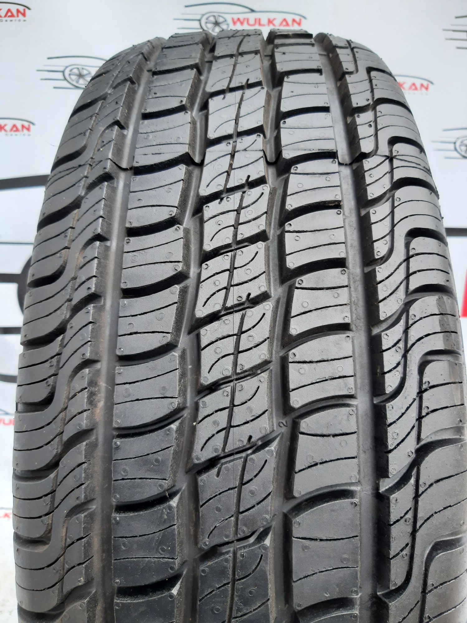 255/70r16 111T Mastercraft Courser HSX