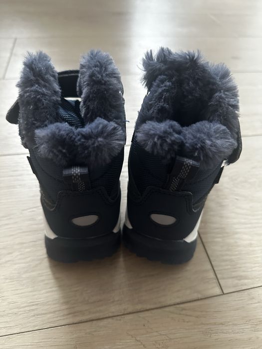 Нові чоботи 1030 грн