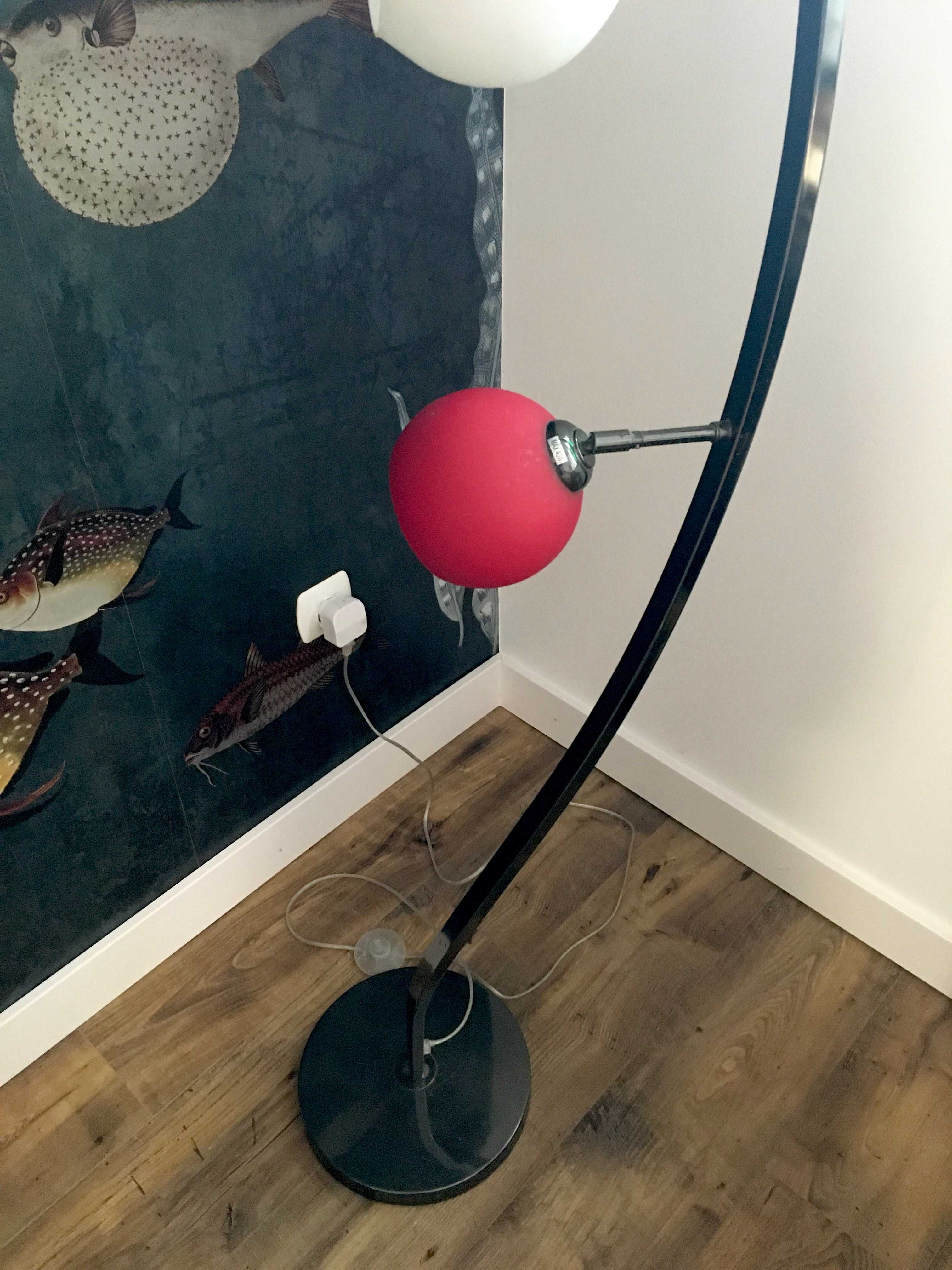 Lampa podłogowa czerwono biala 3 klosze wysokość 160cm