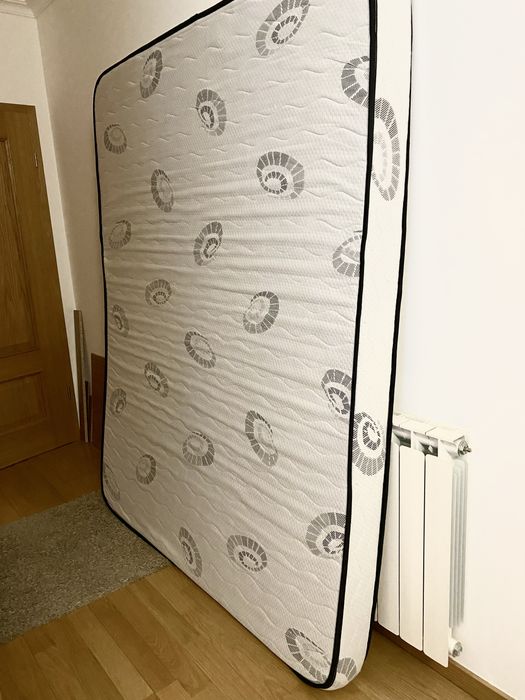 Colchão de espuma 200x160